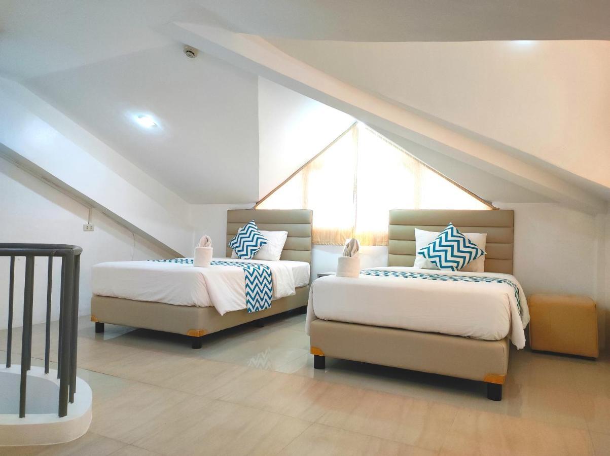 Grand Blue Beach Hotel Manoc-Manoc Kültér fotó