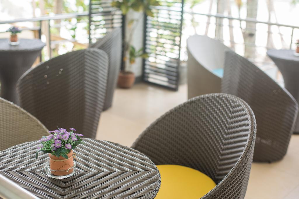 Grand Blue Beach Hotel Manoc-Manoc Kültér fotó