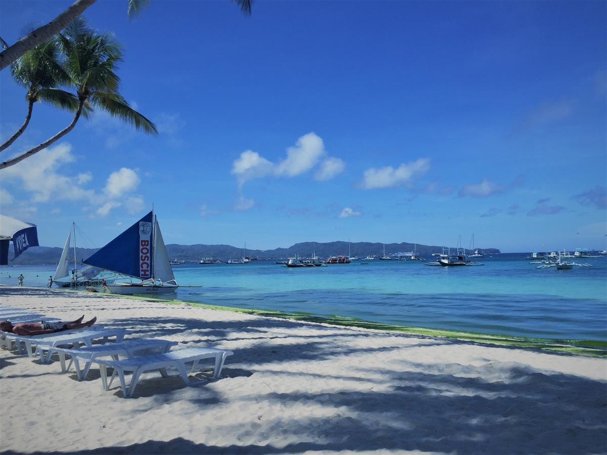 Grand Blue Beach Hotel Manoc-Manoc Kültér fotó